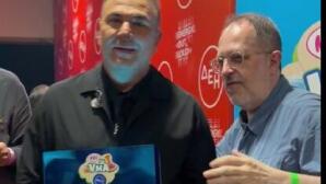 MAD VMA 2026: Ο Ρέμος Με Την Υβόννη Και Την Κόρη Τους