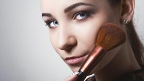 Blonzing, εκεί που το blush συναντά το bronzer