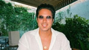 Νίκος Οικονομόπουλος