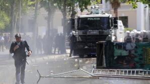 Αλβανία: Επεισόδια Έξω Από Τη Βουλή Για Το Θέρετρο Κούσνερ