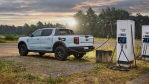 Ford: Προωθεί την αλλαγή επιβραβεύοντας τα «ηλεκτρικά χιλιόμετρα»
