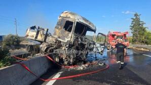 Σύγκρουση Φορτηγών Στην Αθηνών - Λαμίας: Νεκρός Ένας Οδηγός