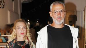 Συρίγος- Ζουγανέλη: Οι Διακοπές Τους Σε Άνδρο Και Μύκονο