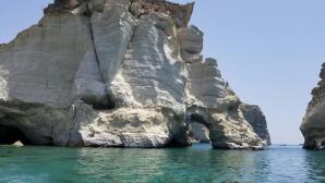 Τουρίστρια Τραυματίστηκε Από Αποκόλληση Βράχων Στο Κλέφτικο