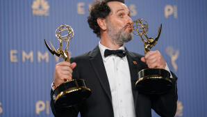 Matthew Rhys: Δύο Emmy Α’ Ανδρικού Ρόλου Στην Ίδια Βραδιά