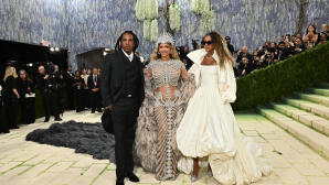 Jay-Z: Ανατροπή με τη γυναίκα που έλεγε πως τη βίασε