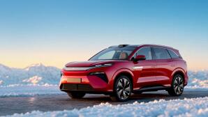 Η BYD παρουσιάζει το νέο 7θέσιο SUV ATTO 8- Πότε έρχεται