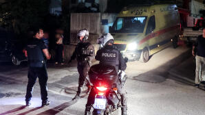 Τροχαίο στην Καλλιθέα με εγκατάλειψη: Τραυματίστηκε 35χρονη