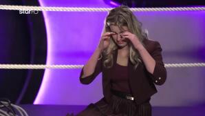 GNTM: «Λύγισε» η Σταυρούλα Μ. Στη Φωτογράφιση