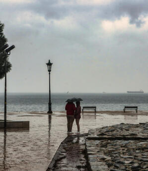 Σε ισχύ και σήμερα το έκτακτο δελτίο καιρού - Στο επίκεντρο πέντε περιοχές