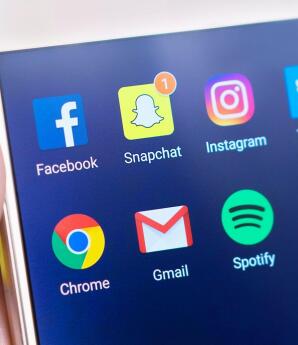 Έπεσαν Facebook, Instagram, Messenger