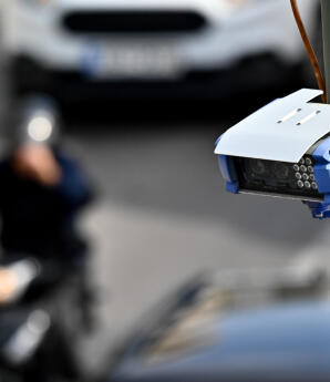 Κάμερες Στην Αττική: Αυτόματες Κλήσεις Για Κόκκινο Φανάρι