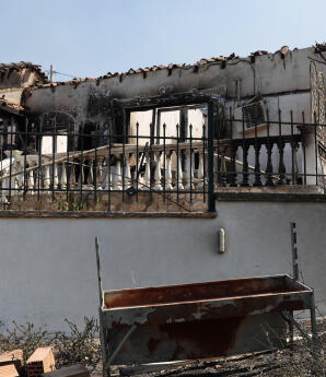 Φωτιά: Χωρίς Ενεργό Μέτωπο – Μάχη Με Τις Αναζωπυρώσεις