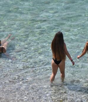 Καιρός: Έρχονται Ξανά 40άρια - Πότε Ενισχύονται Τα Μελτέμια