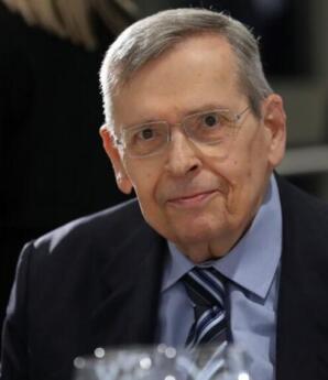 Πέθανε ο Στέφανος Μάνος