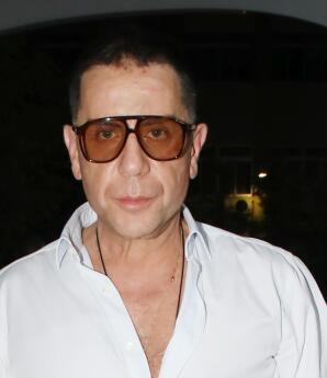 Γιώργος Μαζωνάκης: Τι είναι η θεραπεία Πλασμαίρεσης