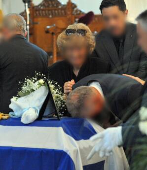 Πτώση Phantom: Σπαραγμός Στην Κηδεία του Ιωάννη Μπλέσια