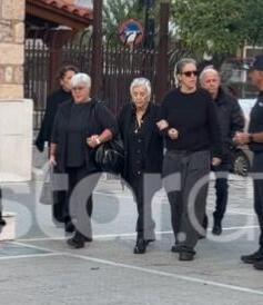 Μαζωνάκης: Στην εκκλησία η οικογένειά του για το μνημόσυνο