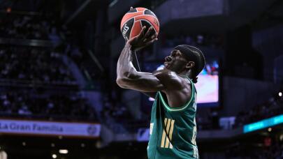 Κέντρικ Ναν