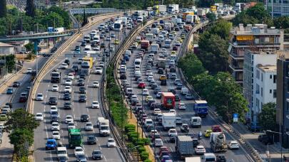 Κηφισός: Εξετάζεται Απαγόρευση Κυκλοφορίας Βαρέων Οχημάτων