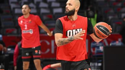 Ατάκες Φουρνιέ Για Μπαρτζώκα Και Ολυμπιακό