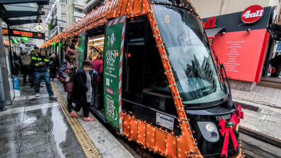 Χριστούγεννα 2025: Πώς Θα Κινηθούν Τα Μέσα Μαζικής Μεταφοράς