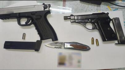 Παλαιό Φάληρο όπλα