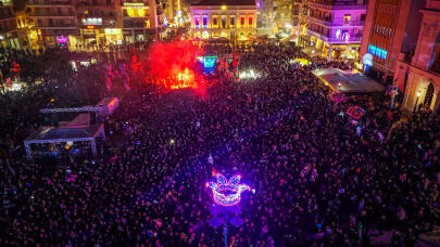 Πάτρα: Εντυπωσιακή έναρξη για το Πατρινό Καρναβάλι 2026