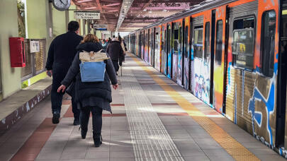 ΗΣΑΠ: Πέταξαν Πέτρες Σε Συρμό - 3 Τραυματίες