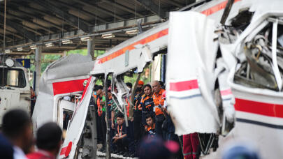 Σιδηροδρομική Τραγωδία Στην Ινδονησία: Τουλάχιστον 14 Νεκροί