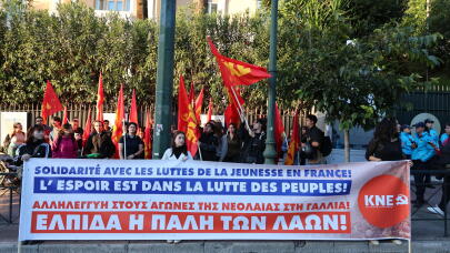 Συγκέντρωση Έξω Από Τη Γαλλική Πρεσβεία Στην Αθήνα