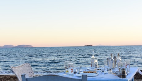 Ακρίβεια Νησιά: Είδος Πολυτελείας Το Φαγητό Ταβέρνας
