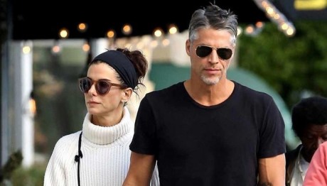 Σάντρα Μπούλοκ