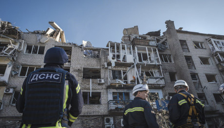 Ουκρανία: 7 νεκροί Από Ρωσικούς Πυραύλους Σε Πολυκατοικία