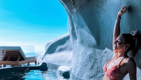 Αθηνά Οικονομάκου