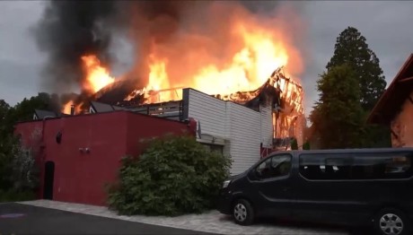 Γαλλία: Φωτιά Σε Παραθεριστική Κατοικία - Εννέα Νεκροί