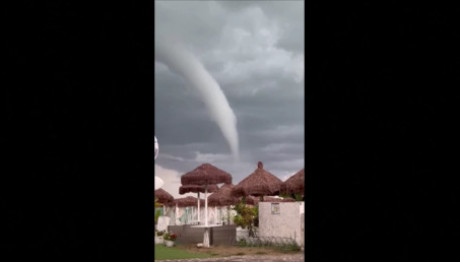 Yδροστρόβιλος Στην Περιοχή Abruzzo Της Ιταλίας