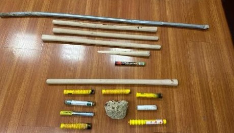 Νέα Φιλαδέλφεια: Τα πολεμοφόδια των χούλιγκαν στα φονικά επεισόδια