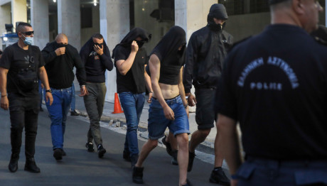 Νέα Φιλαδέλφεια: Στη Φυλακή 30 Κατηγορούμενοι - Τι Είπαν