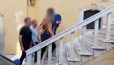 Χανιά: Απολογούνται Οι Συλληφθέντες Για Εμπόριο Βρεφών