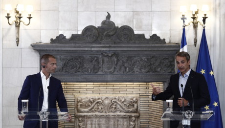 Συνάντηση Μητσοτάκη Με Πρόεδρο Της UEFA