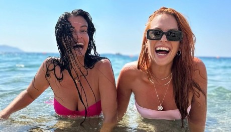 Σίσσυ Χρηστίδου - Μαρία Κορινθίου