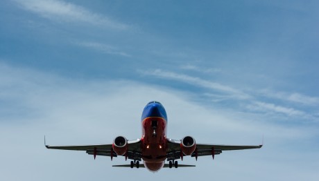 Πέθανε Πιλότος Εν Ώρα Πτήσης - Θρίλερ Στον Αέρα