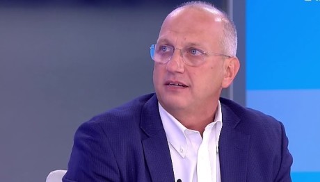 Γιάννης Οικονόμου