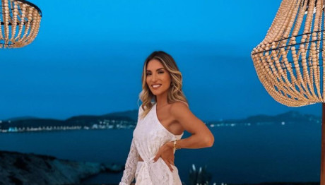 Αθηνά Οικονομάκου