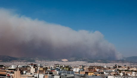 Πυρκαγιές: Πότε εξασθενούν οι ισχυροί άνεμοι