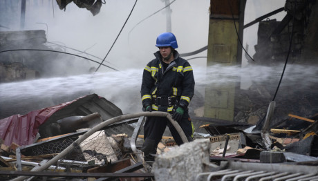 Κίεβο: Μαζική επίθεση της Ρωσίας με drones και πυραύλους