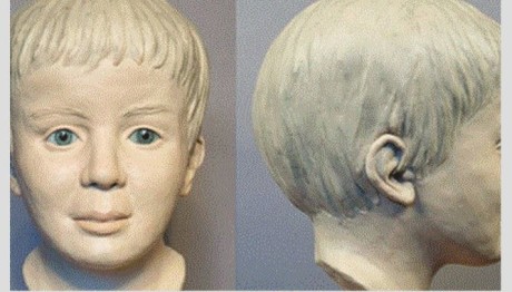 Μυστήριο με νεκρό αγόρι στον Δούναβη - Ήταν τυλιγμένο σε αλουμινόχαρτο