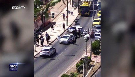 Μοσχάτο: Φωτογραφία Από Το Τροχαίο Με Το Περιπολικό