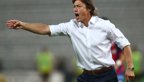 Ο πονοκέφαλος του Αλμέιδα στη διακοπή